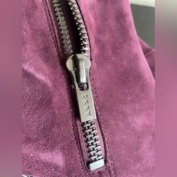 New DKNY Women Corrie Ankle Booties, Oxblood Suede Size 8 - Picture 8 of 9